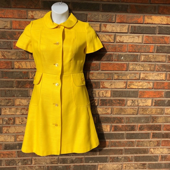 Saks Fifth Avenue Dresses & Skirts - Saks Fifth Avenue Lemon Yellow Shift Dress Size L